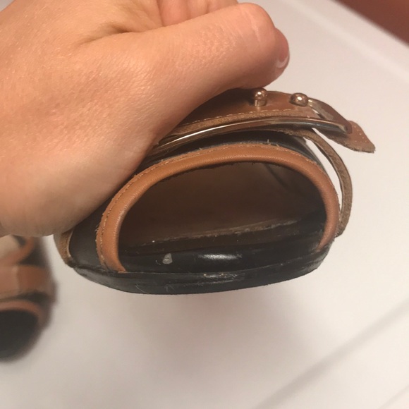 Shoes - Picture 4 of 8